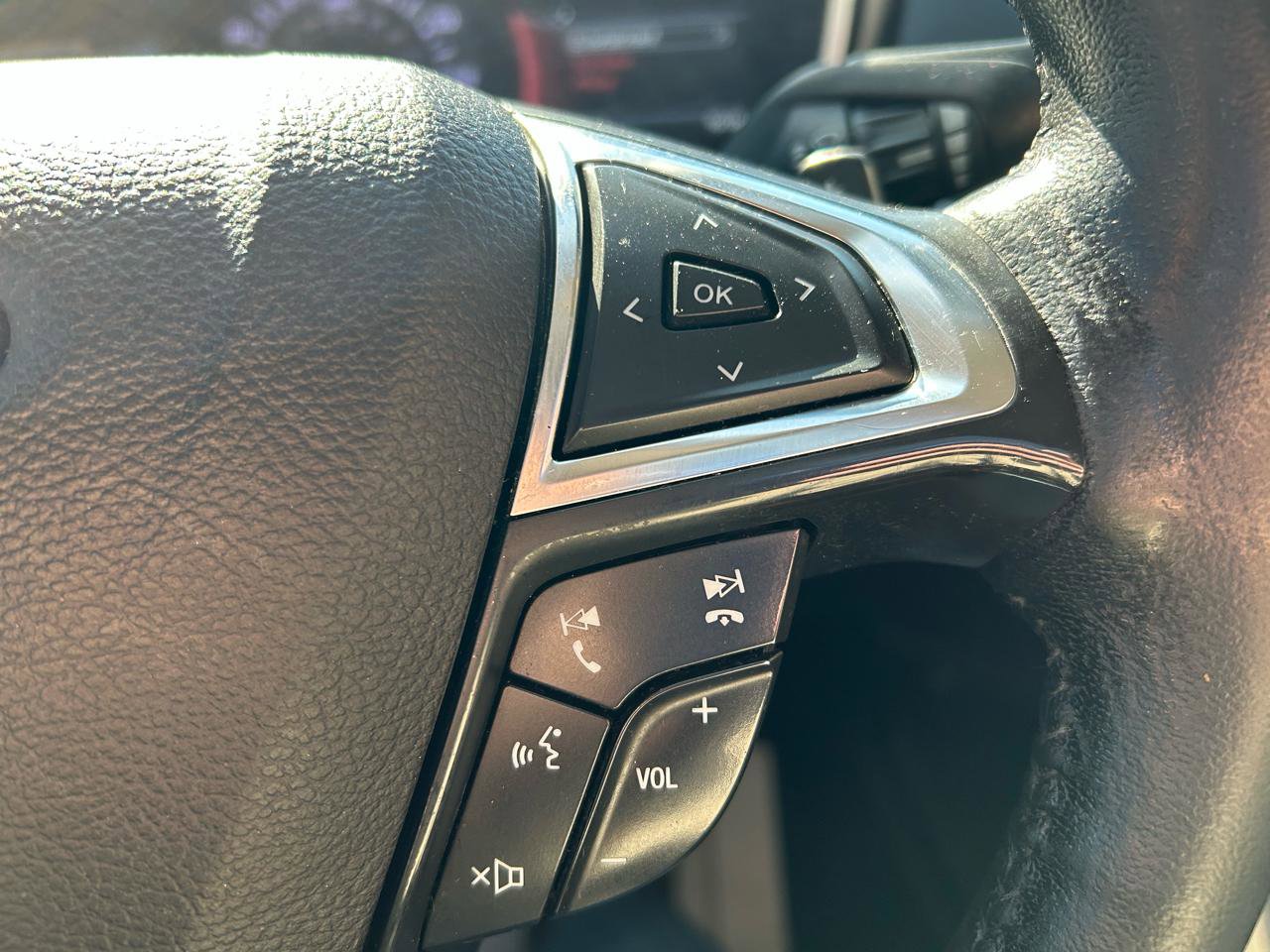 Used 2019 Ford Fusion SEL image 20