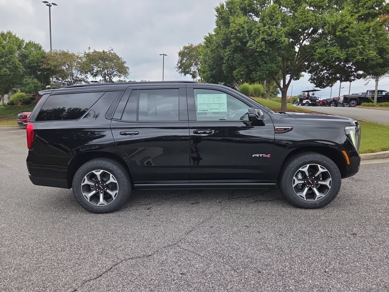 New 2027 GMC Yukon AT4 Ultimate AWD/4WD image 9