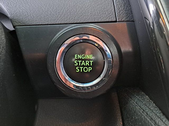 Used 2012 Toyota Camry SE w/ Leather Pkg image 14