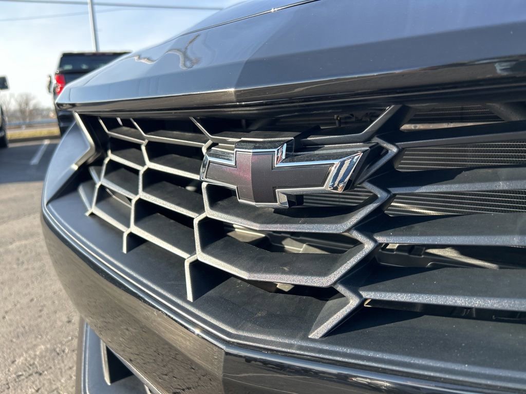 Used 2023 Chevrolet Camaro LT w/ Technology Package image 10
