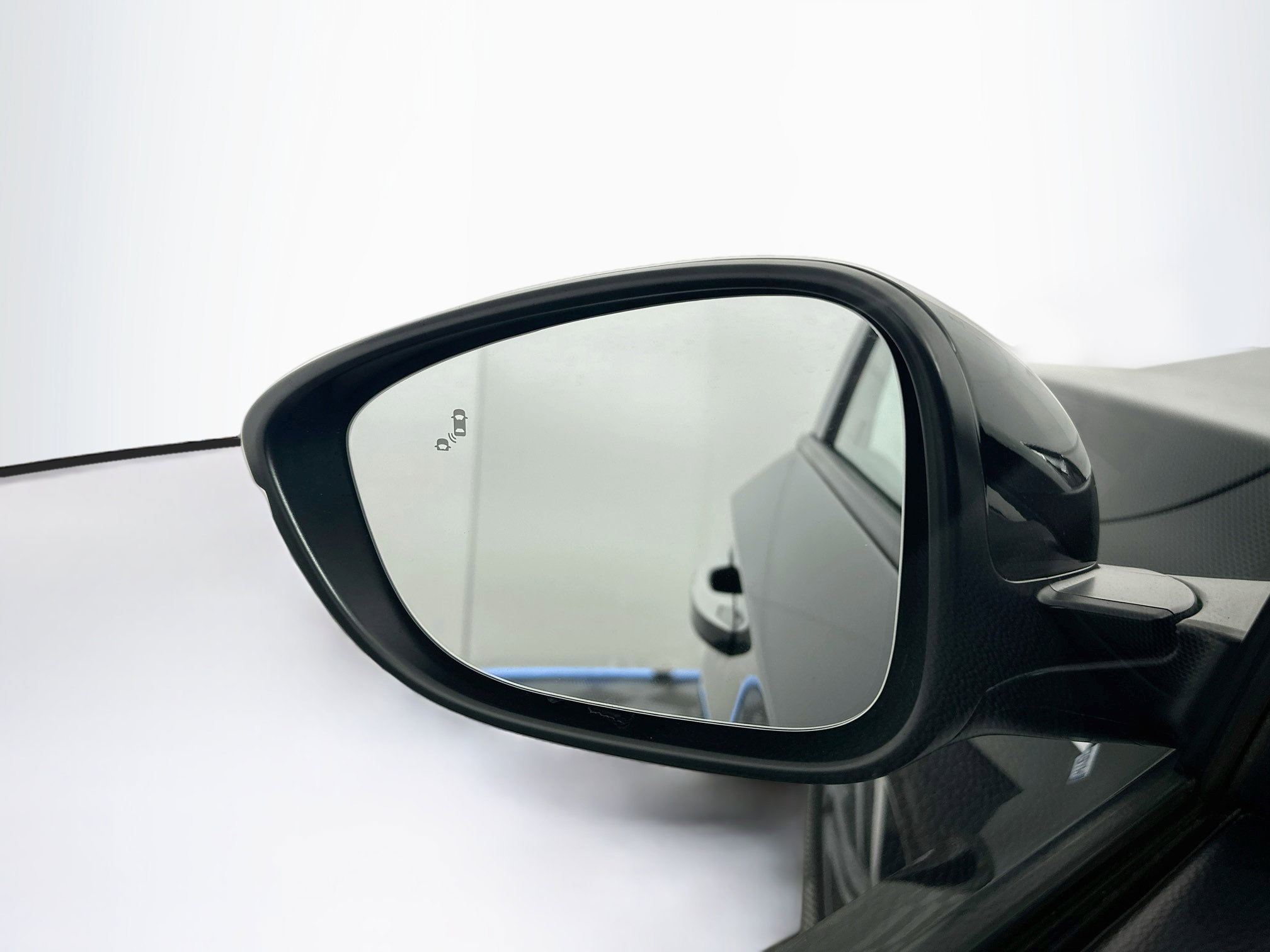 Used 2018 Honda Accord Touring image 16