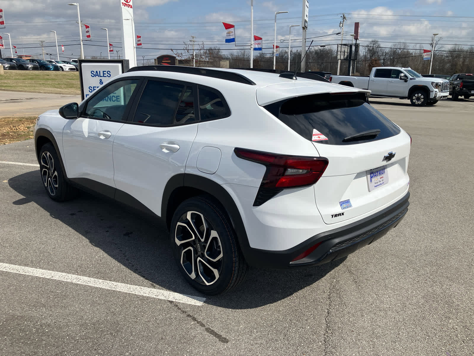 New 2026 Chevrolet Trax RS w/ Driver Confidence Package image 5