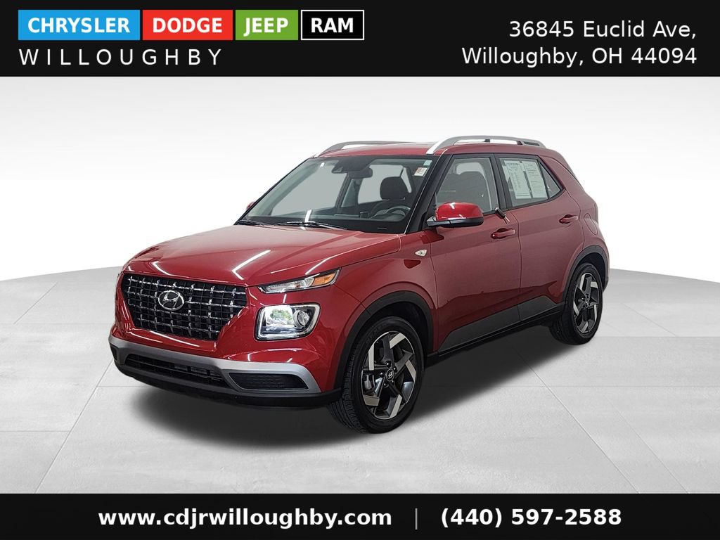 Used 2022 Hyundai Venue SEL w/ Cargo Package