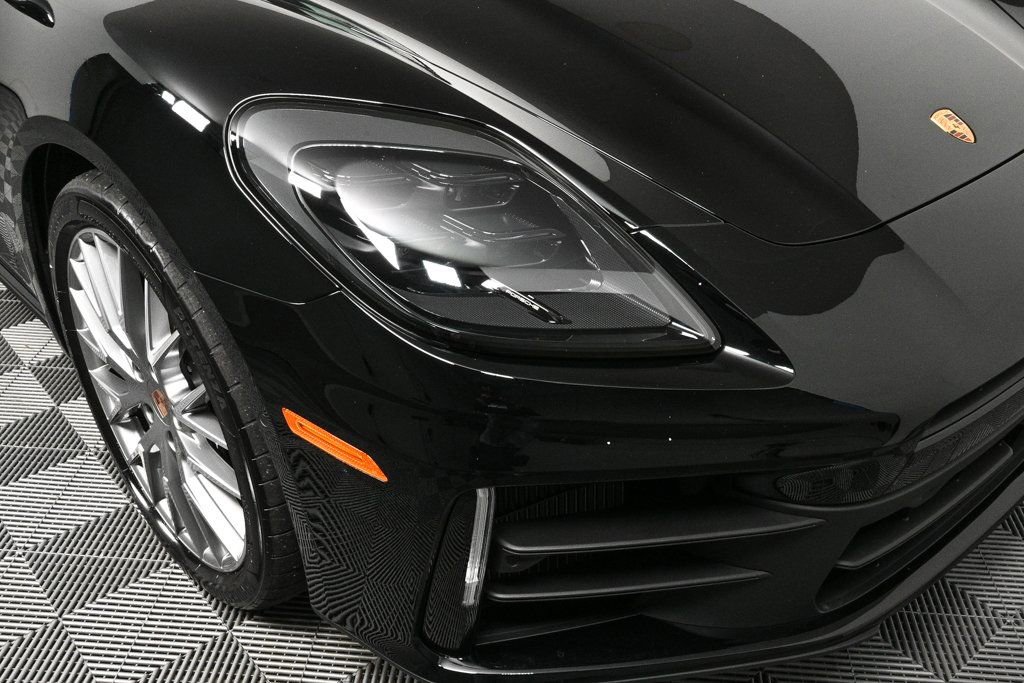 New 2026 Porsche Panamera image 38
