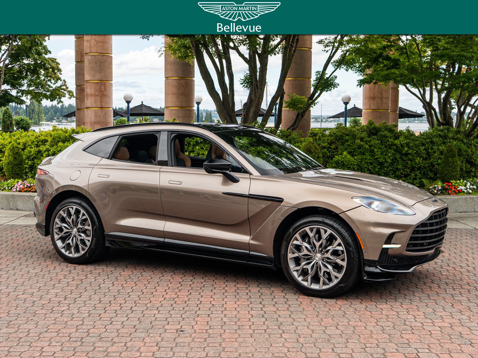 Used 2023 Aston Martin DBX 707 AWD/4WD video 1