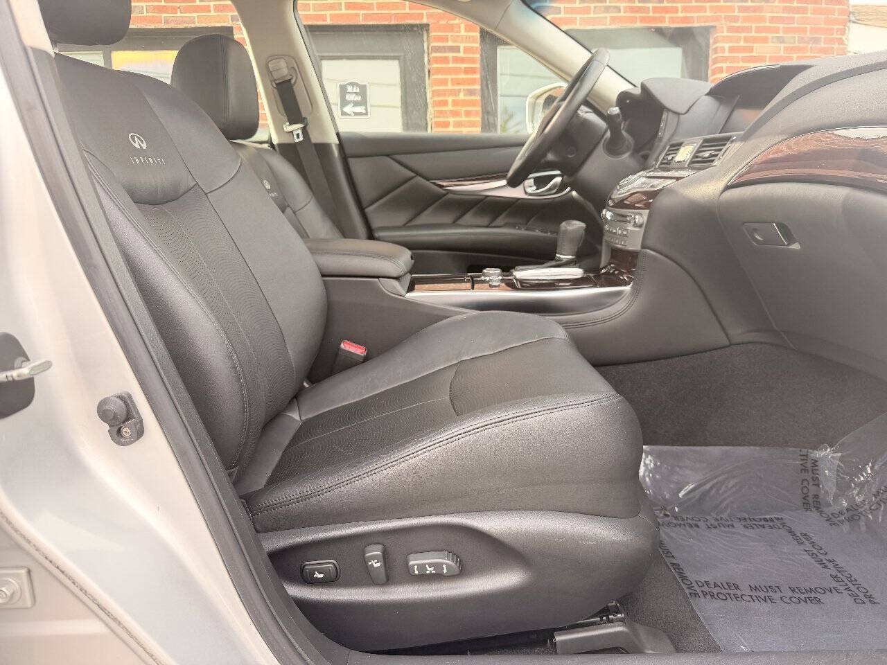 Used 2011 INFINITI M37 x w/ Premium Pkg AWD/4WD image 22