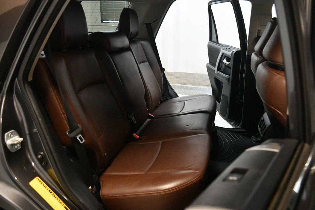 Used 2015 Toyota 4Runner Limited AWD/4WD image 39
