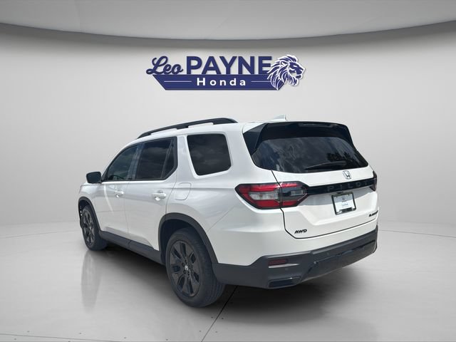 Certified 2026 Honda Pilot Black Edition image 5