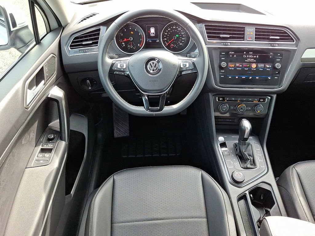 Used 2021 Volkswagen Tiguan SE image 12