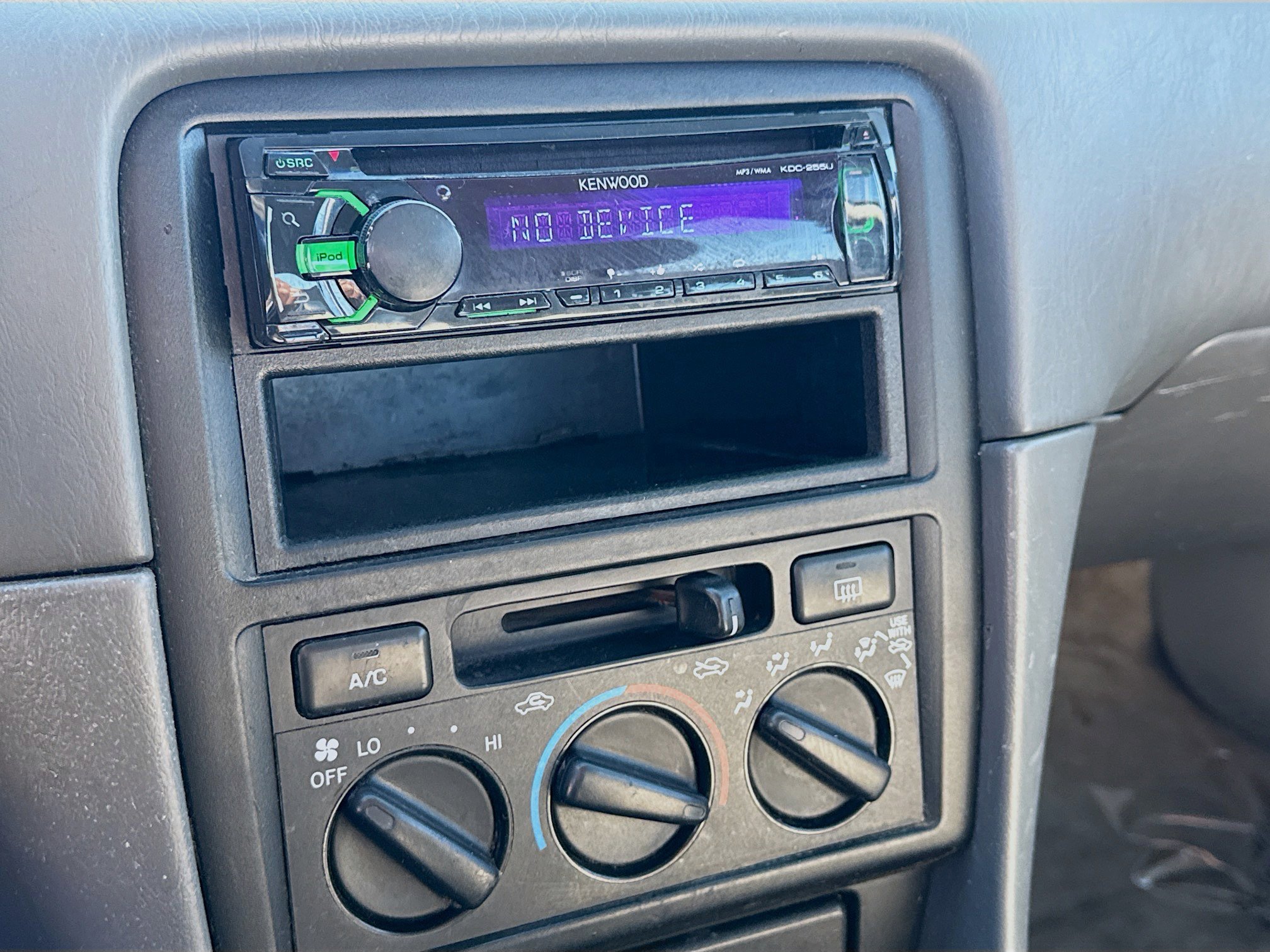 Used 1999 Toyota Camry LE image 8