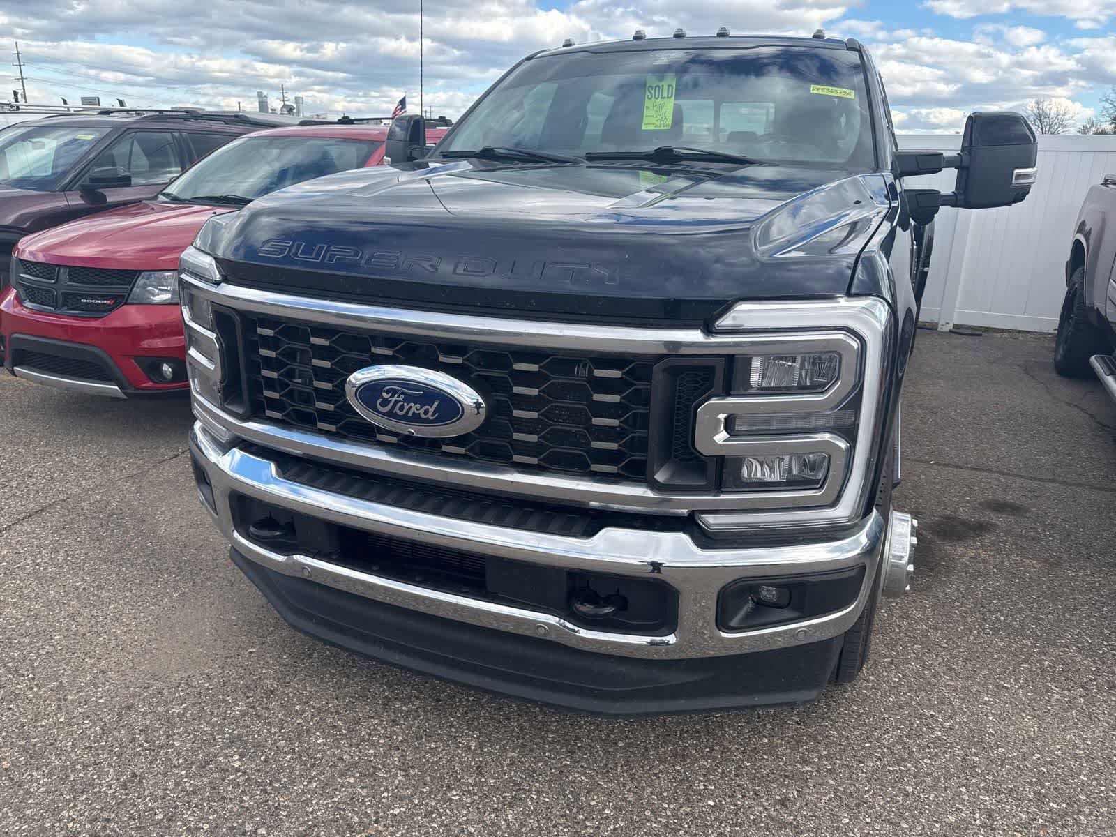 Used 2024 Ford F350 Lariat w/ Lariat Ultimate Package AWD/4WD image 24