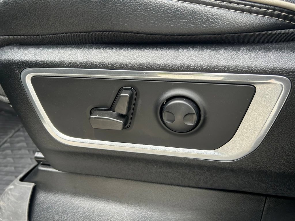 Certified 2022 RAM 1500 Laramie RWD image 17