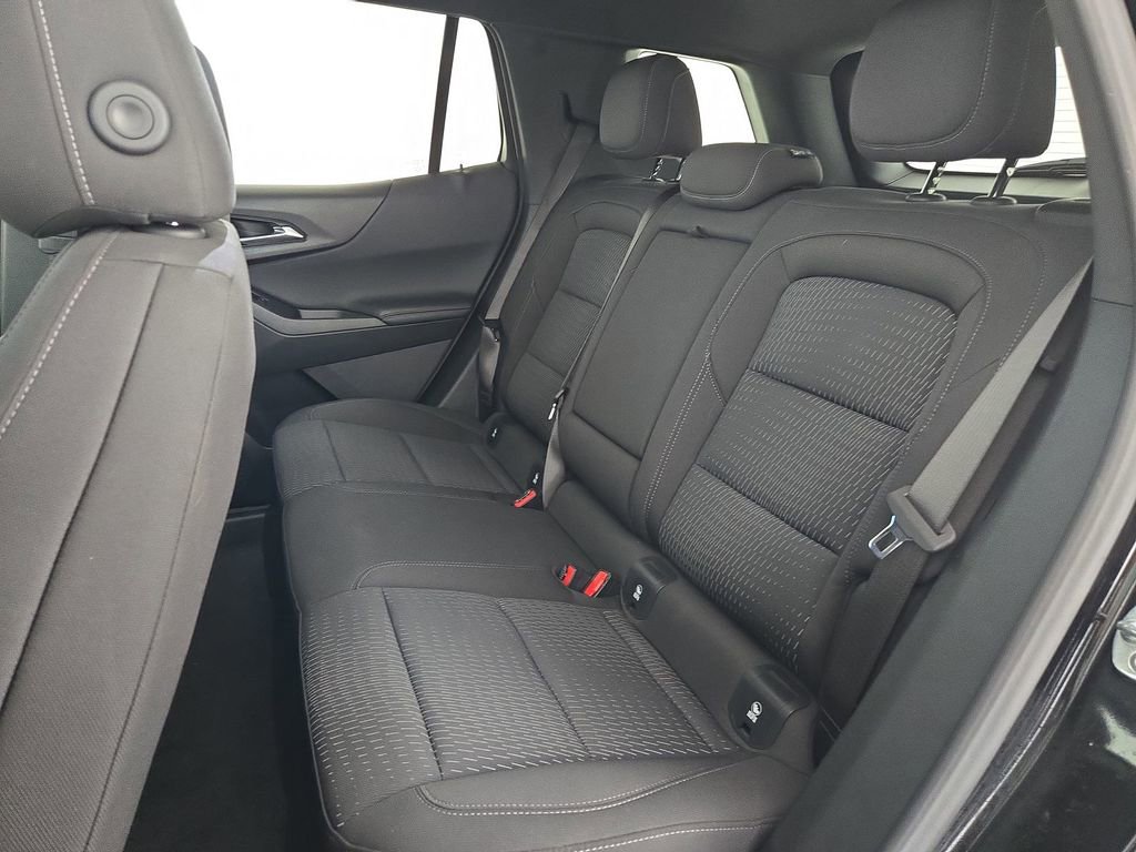 Used 2025 Chevrolet Equinox LT image 31