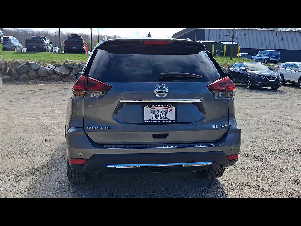 Used 2020 Nissan Rogue SL image 7