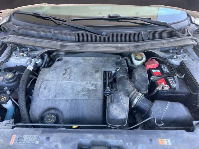 Used 2016 Ford Explorer XLT w/ Equipment Group 201A FWD image 28