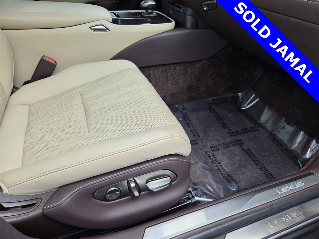 Used 2019 Lexus LS 500 image 21