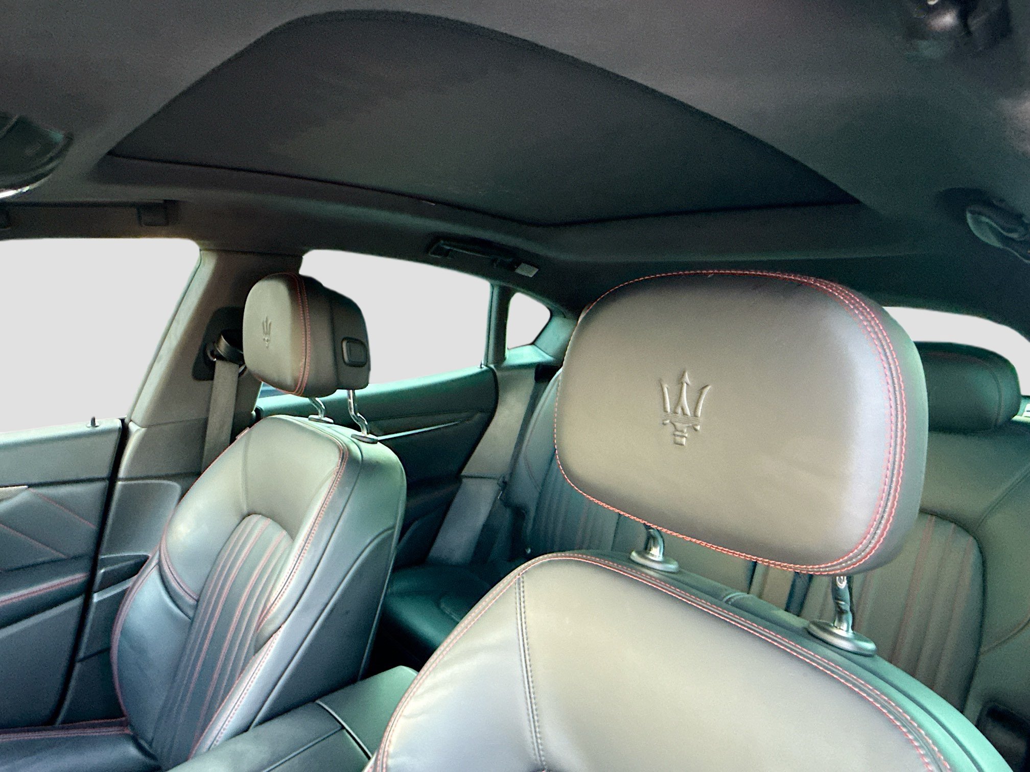 Used 2022 Maserati Levante Modena AWD/4WD image 27