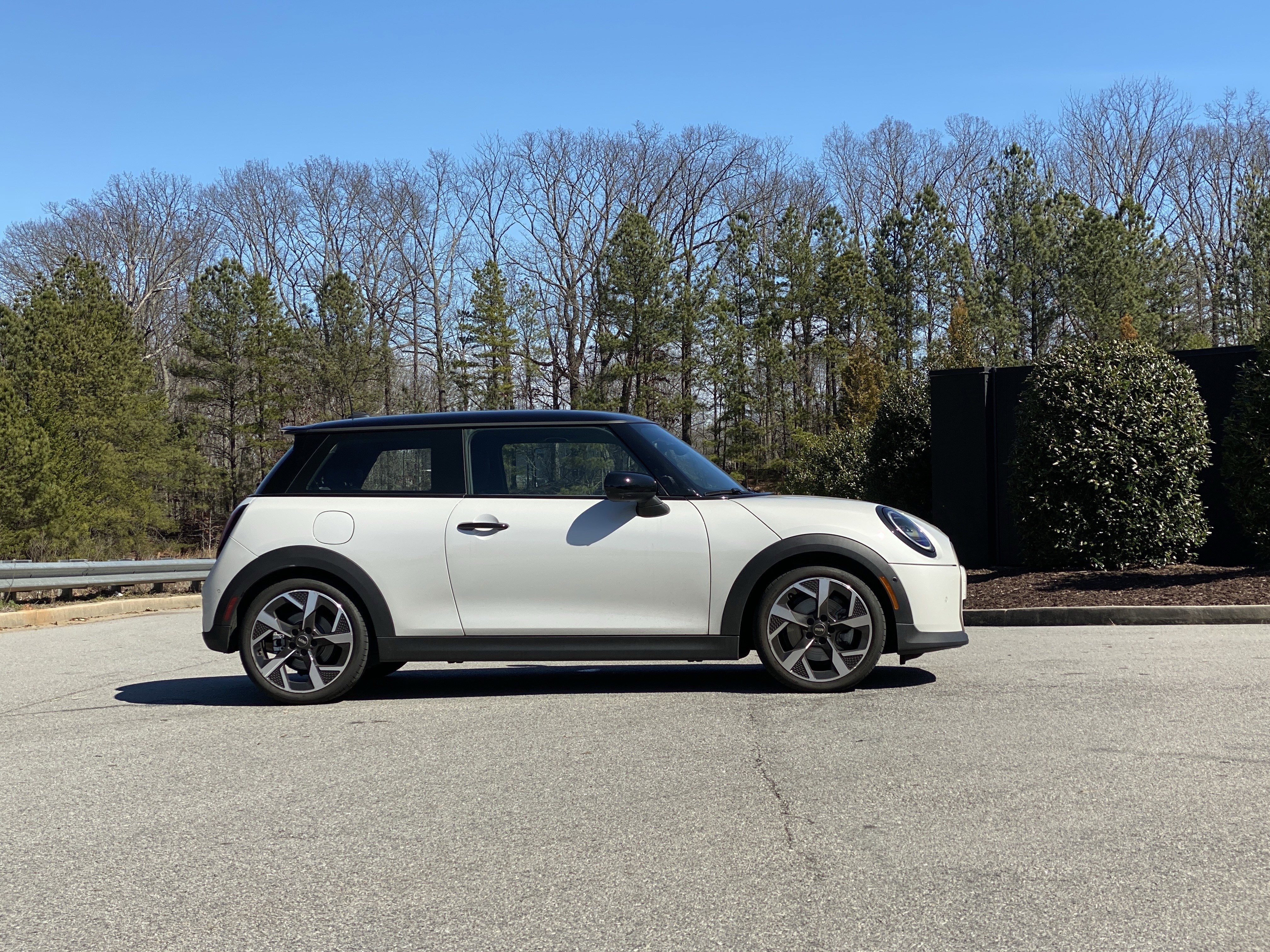 Used 2025 MINI Cooper S FWD image 5