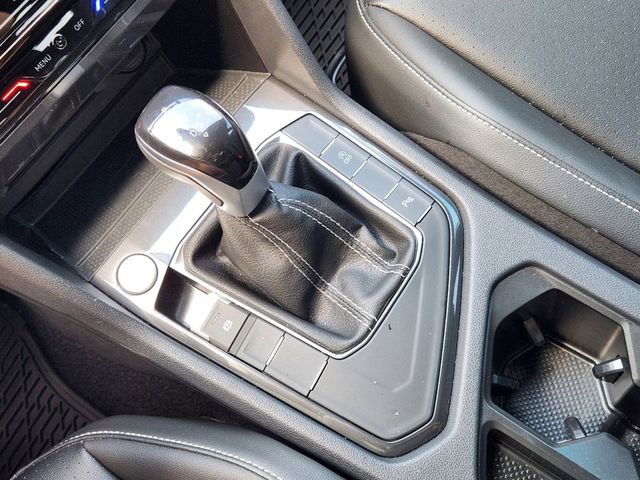 New 2024 Volkswagen Tiguan SE R-Line image 15