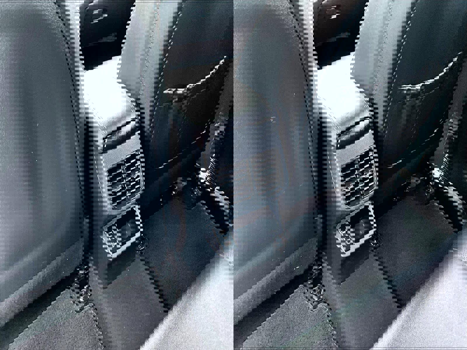 Used 2024 Kia Seltos SX image 29