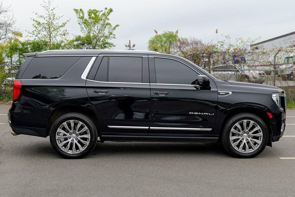 Used 2022 GMC Yukon Denali AWD/4WD image 8