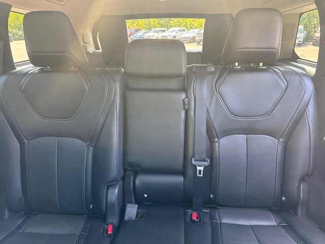 Used 2023 INFINITI QX60 Luxe image 41