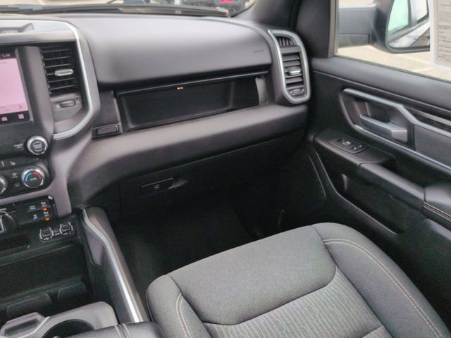 Used 2022 RAM 1500 Big Horn AWD/4WD image 17