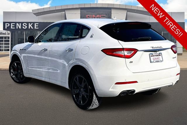 Used 2019 Maserati Levante image 12