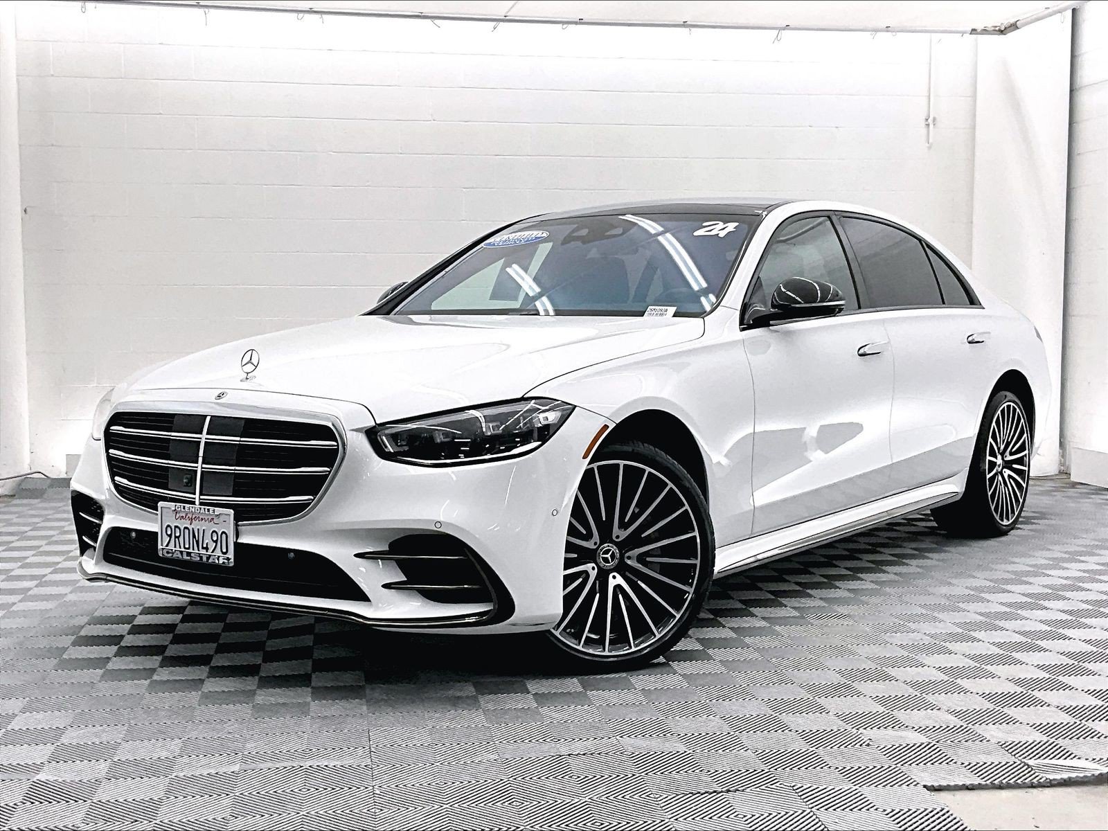 Certified 2024 Mercedes-Benz S 580 4MATIC Sedan image 13