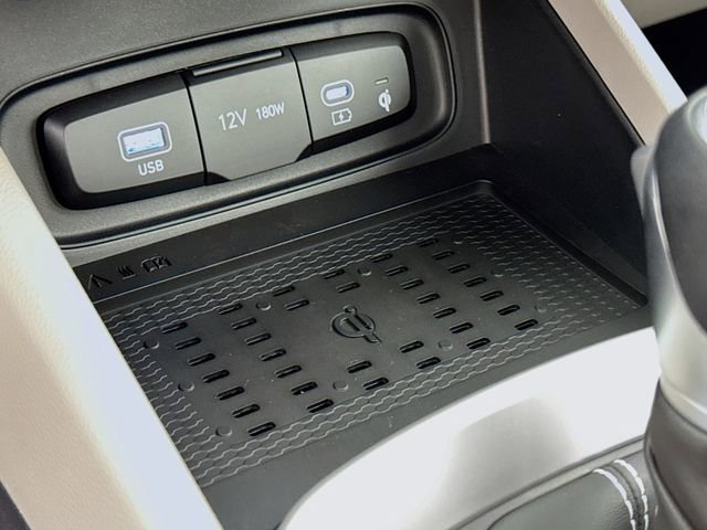 New 2026 Hyundai Venue SEL FWD image 31