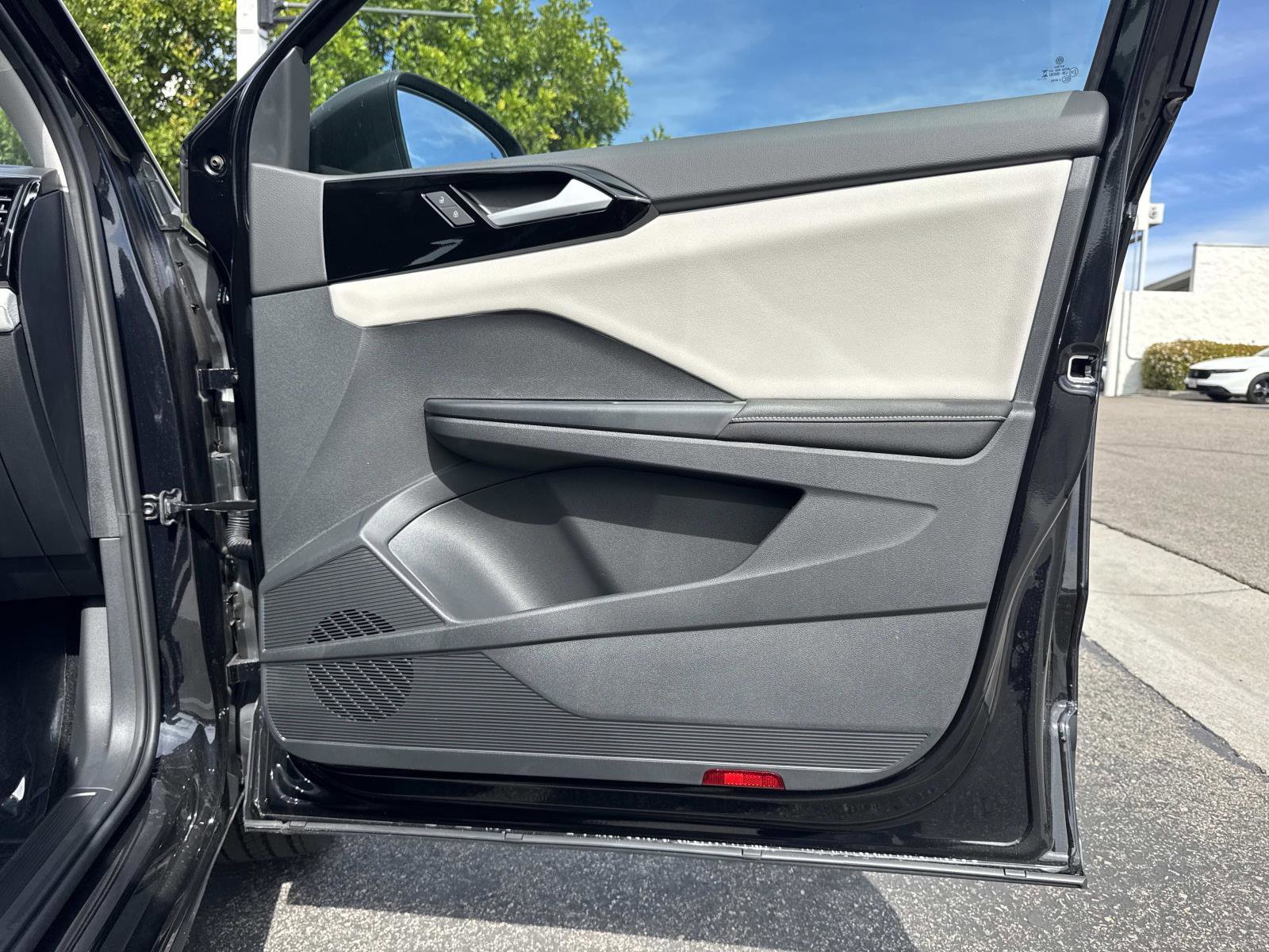 New 2026 Volkswagen Taos S image 28