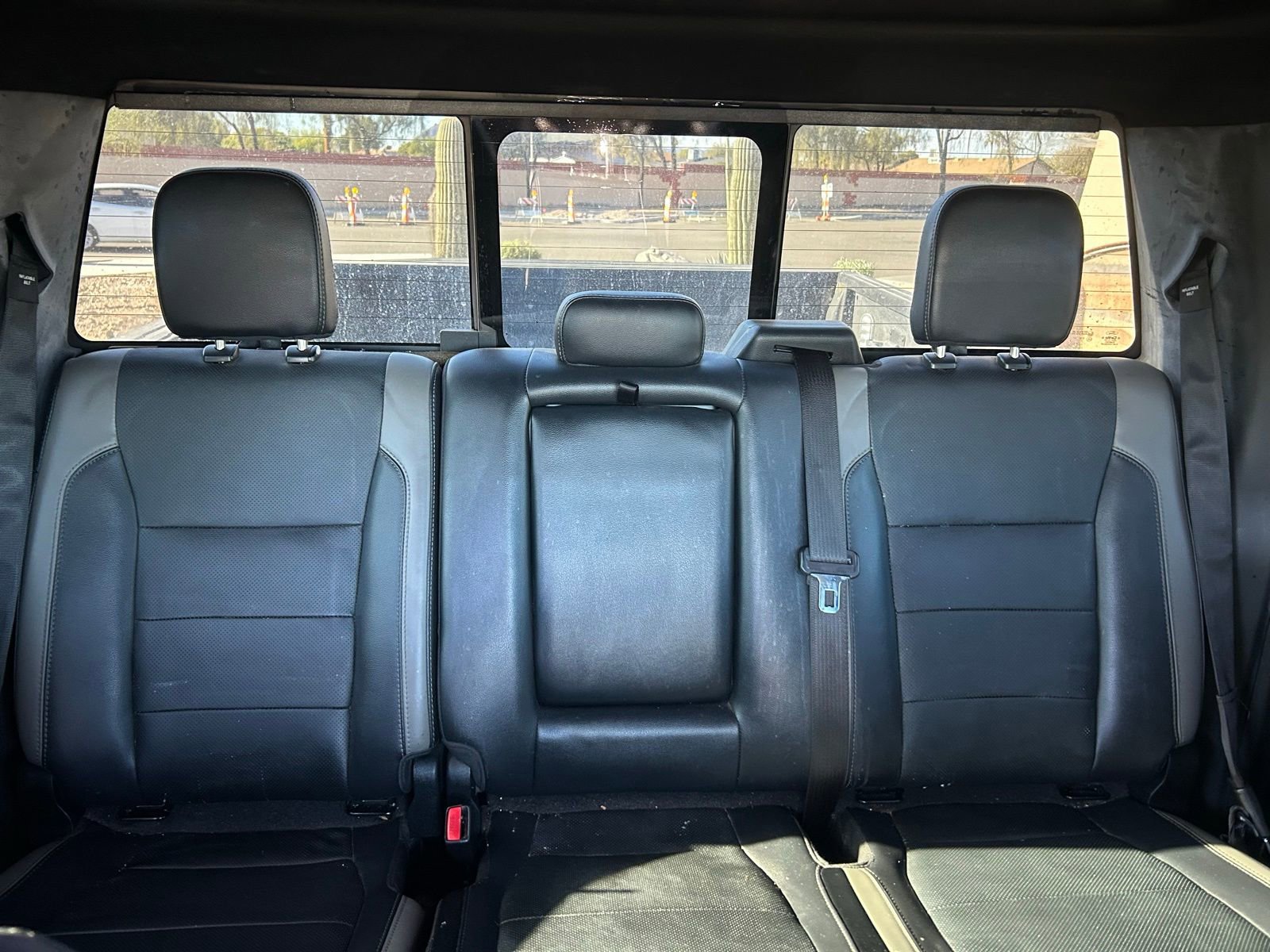 Used 2017 Ford F150 Raptor w/ Equipment Group 802A Luxury image 16