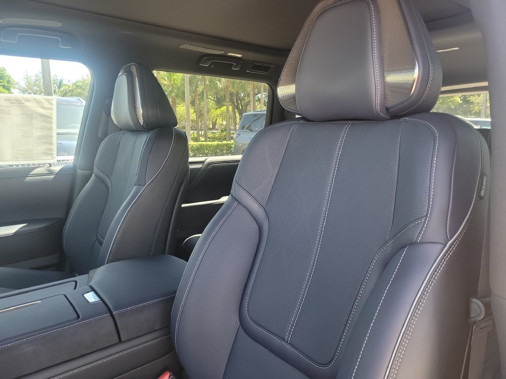New 2027 INFINITI QX80 Sensory w/ Sport Exterior Package AWD/4WD image 24