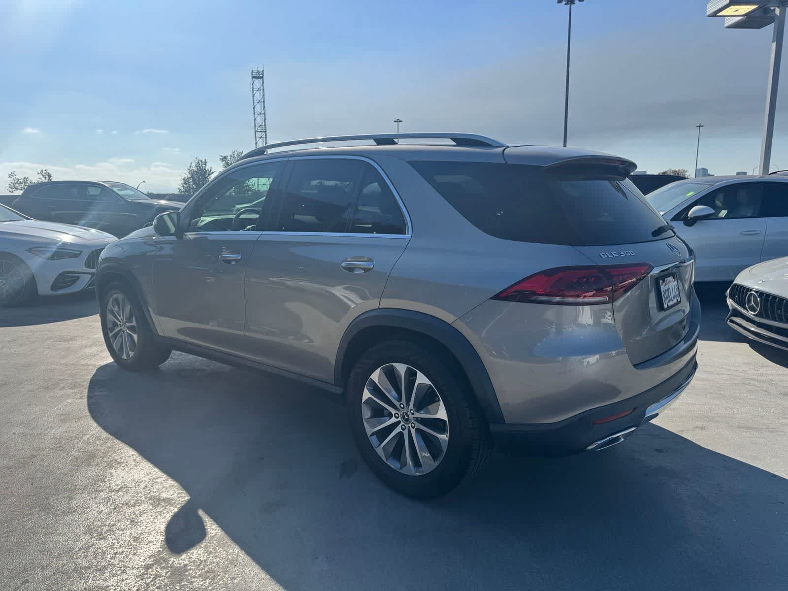 Used 2020 Mercedes-Benz GLE 350 4MATIC image 4