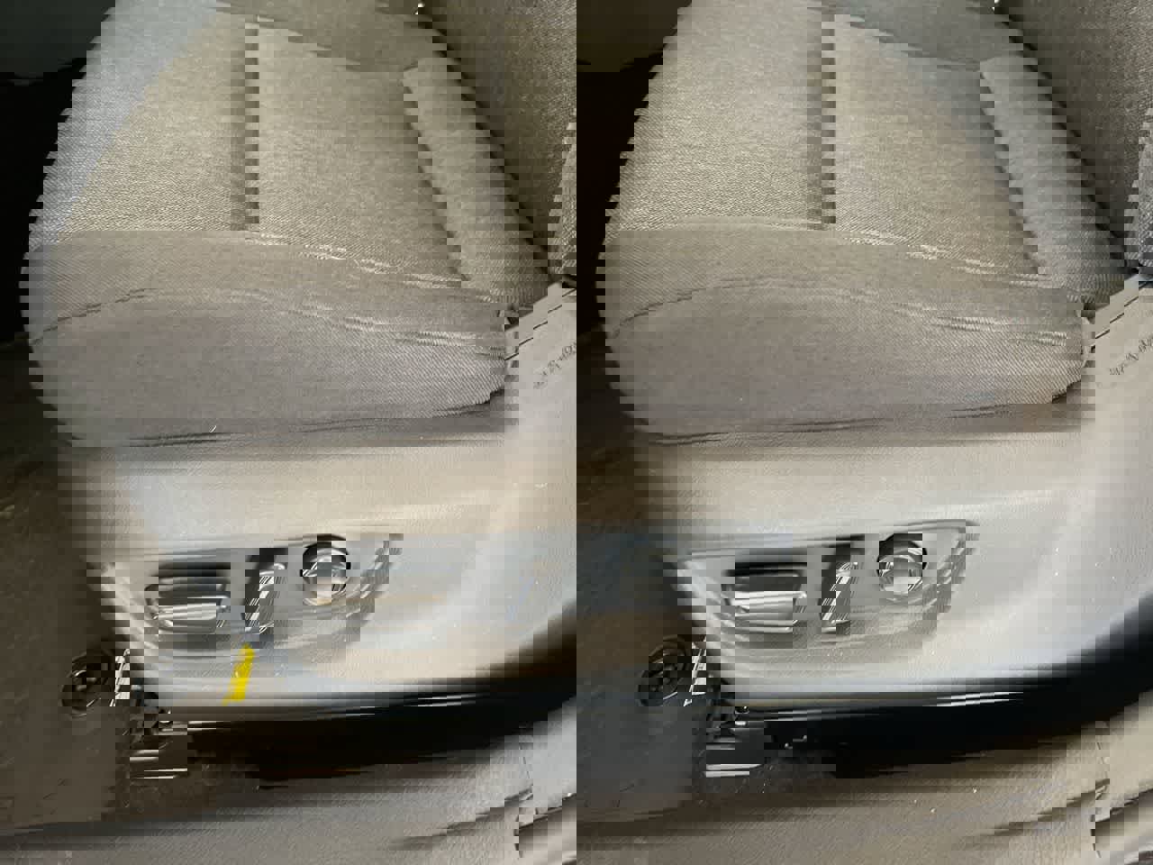 Used 2025 Toyota Camry LE w/ Convenience Package image 12