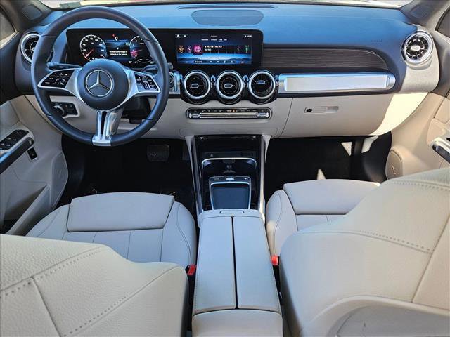 Used 2026 Mercedes-Benz GLB 250 image 16