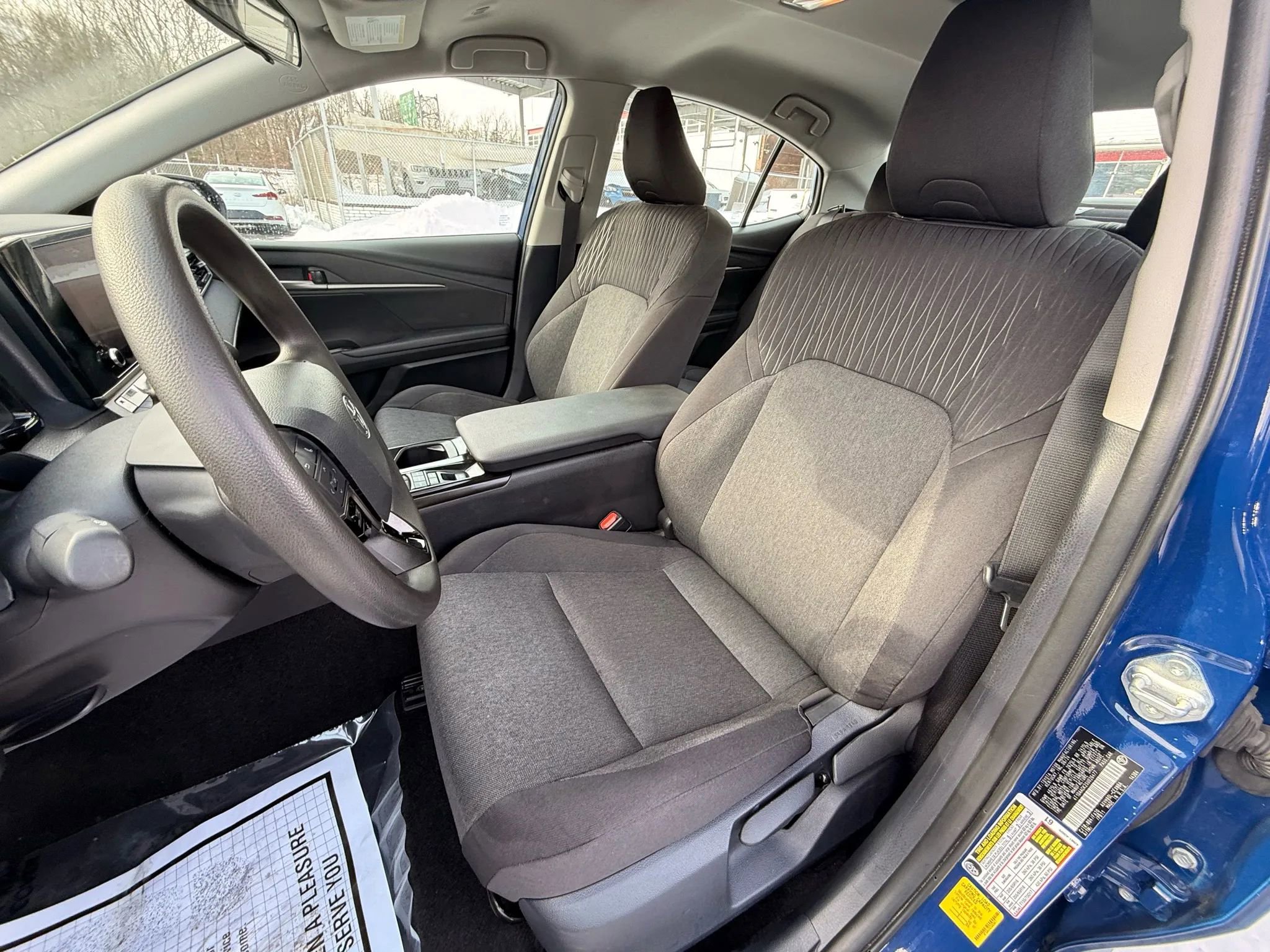 Used 2025 Toyota Camry SE image 47