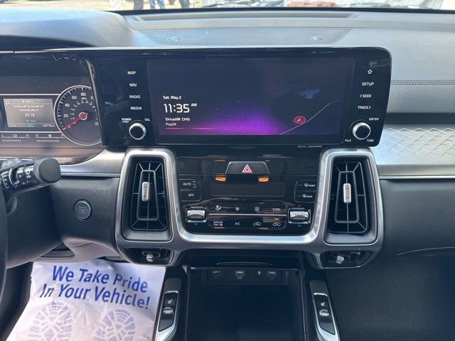 Certified 2023 Kia Sorento EX AWD/4WD image 14