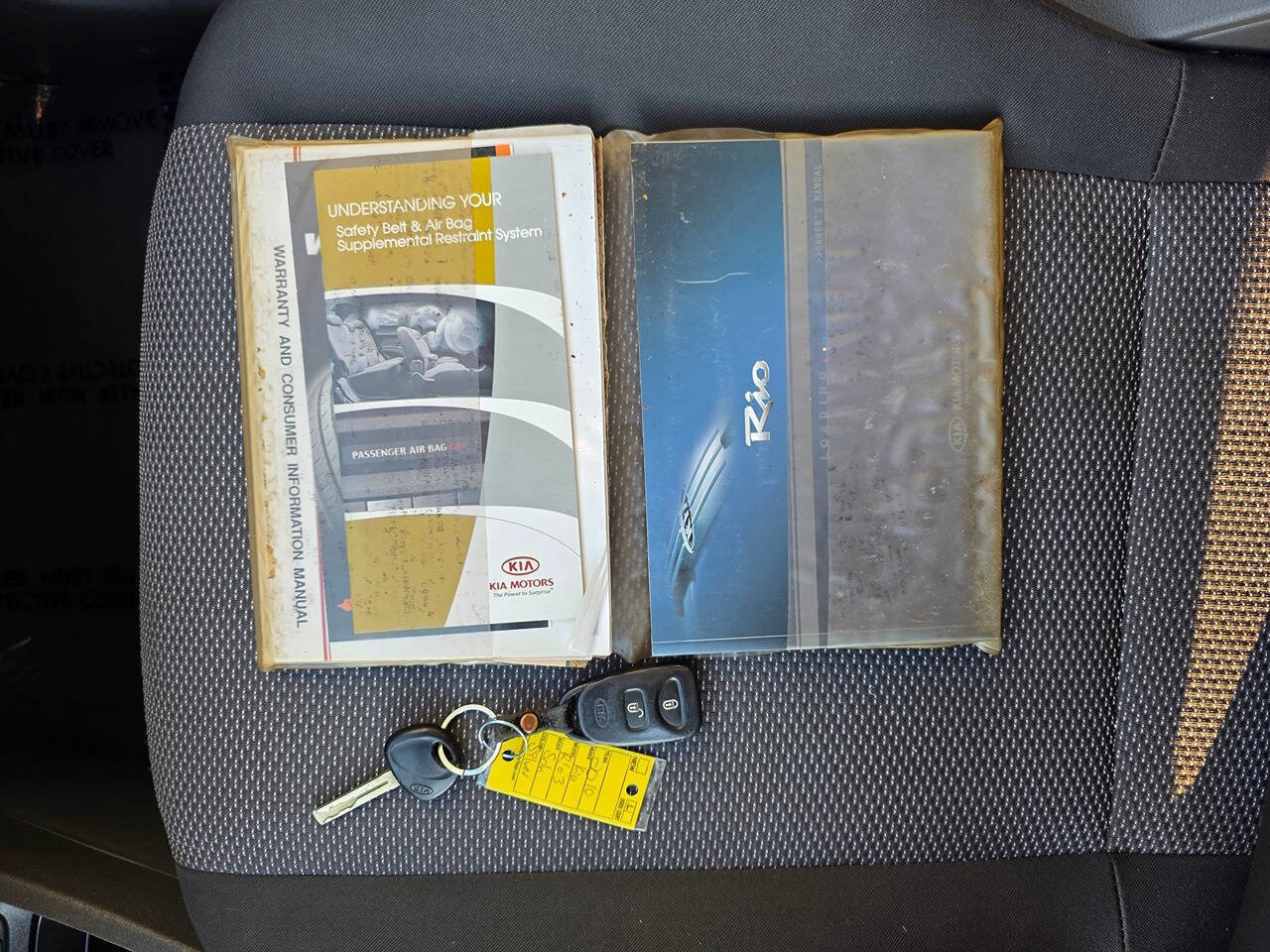 Used 2010 Kia Rio5 w/ Value Pkg image 45