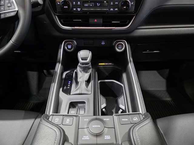 Used 2026 Toyota Grand Highlander XLE image 20