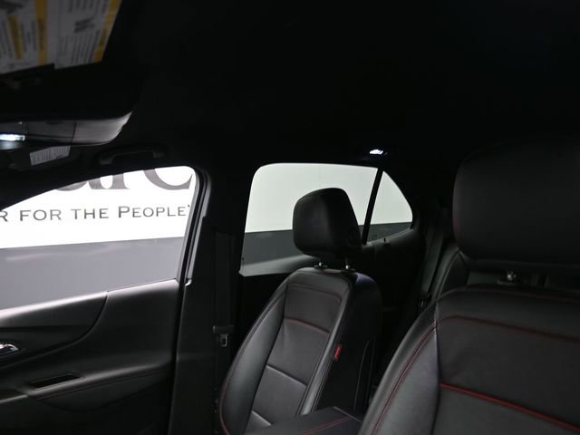 Used 2022 Chevrolet Equinox RS w/ RS Leather Package image 17