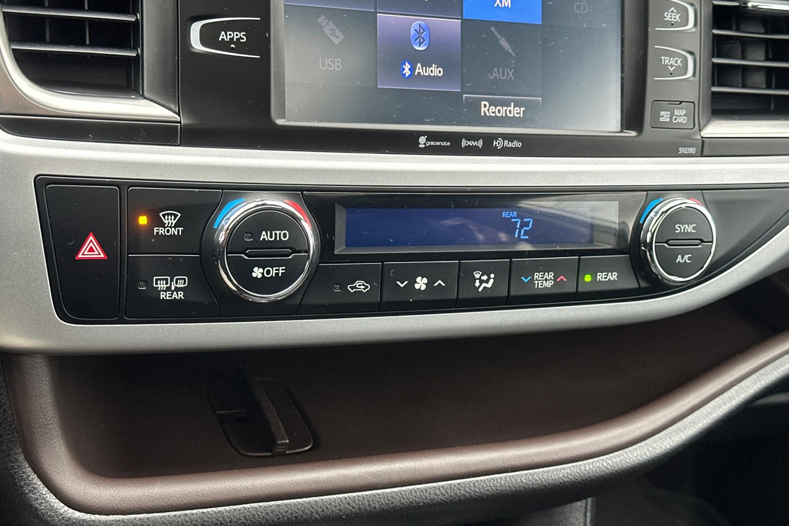 Used 2019 Toyota Highlander SE image 21