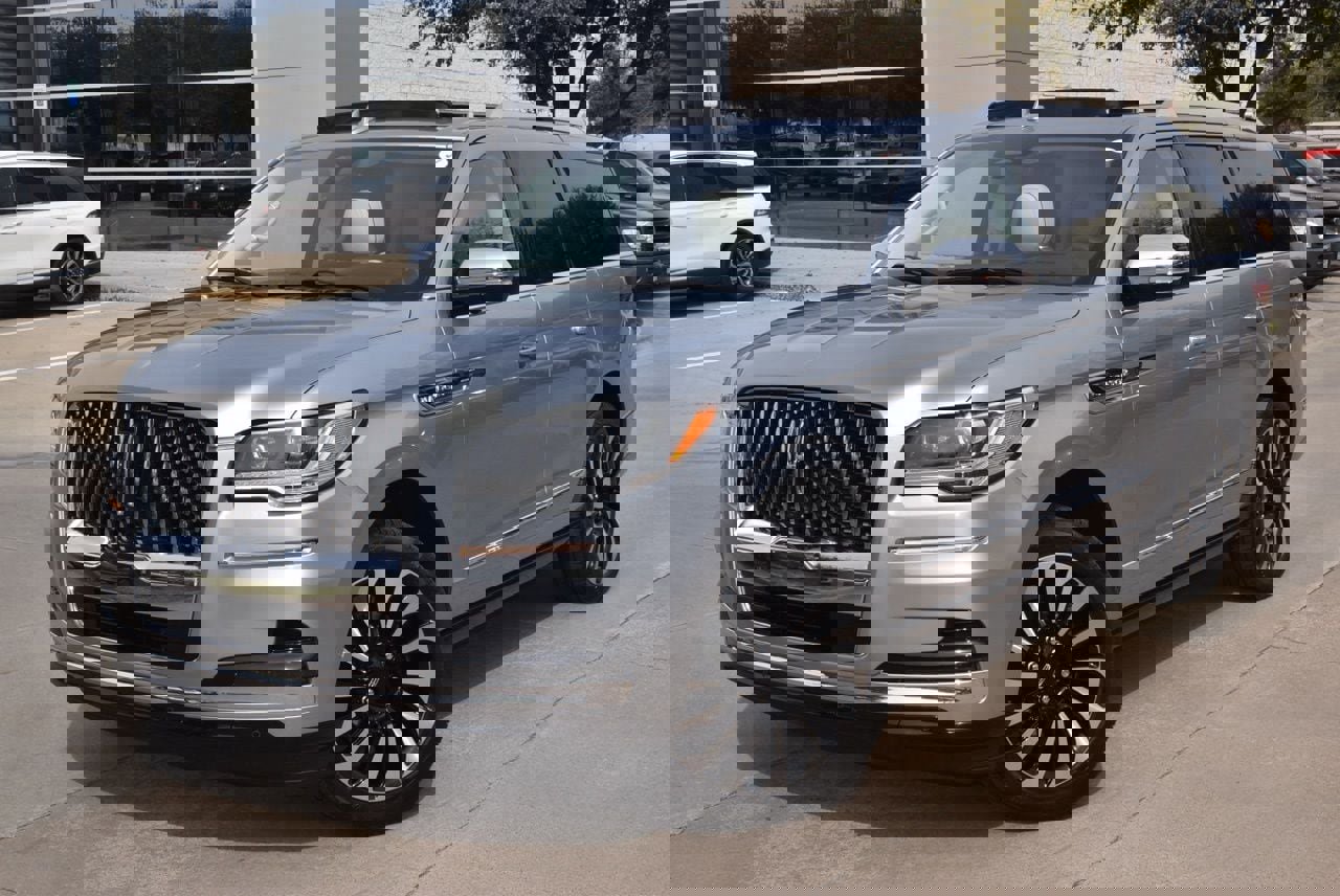 Certified 2023 Lincoln Navigator Black Label image 44