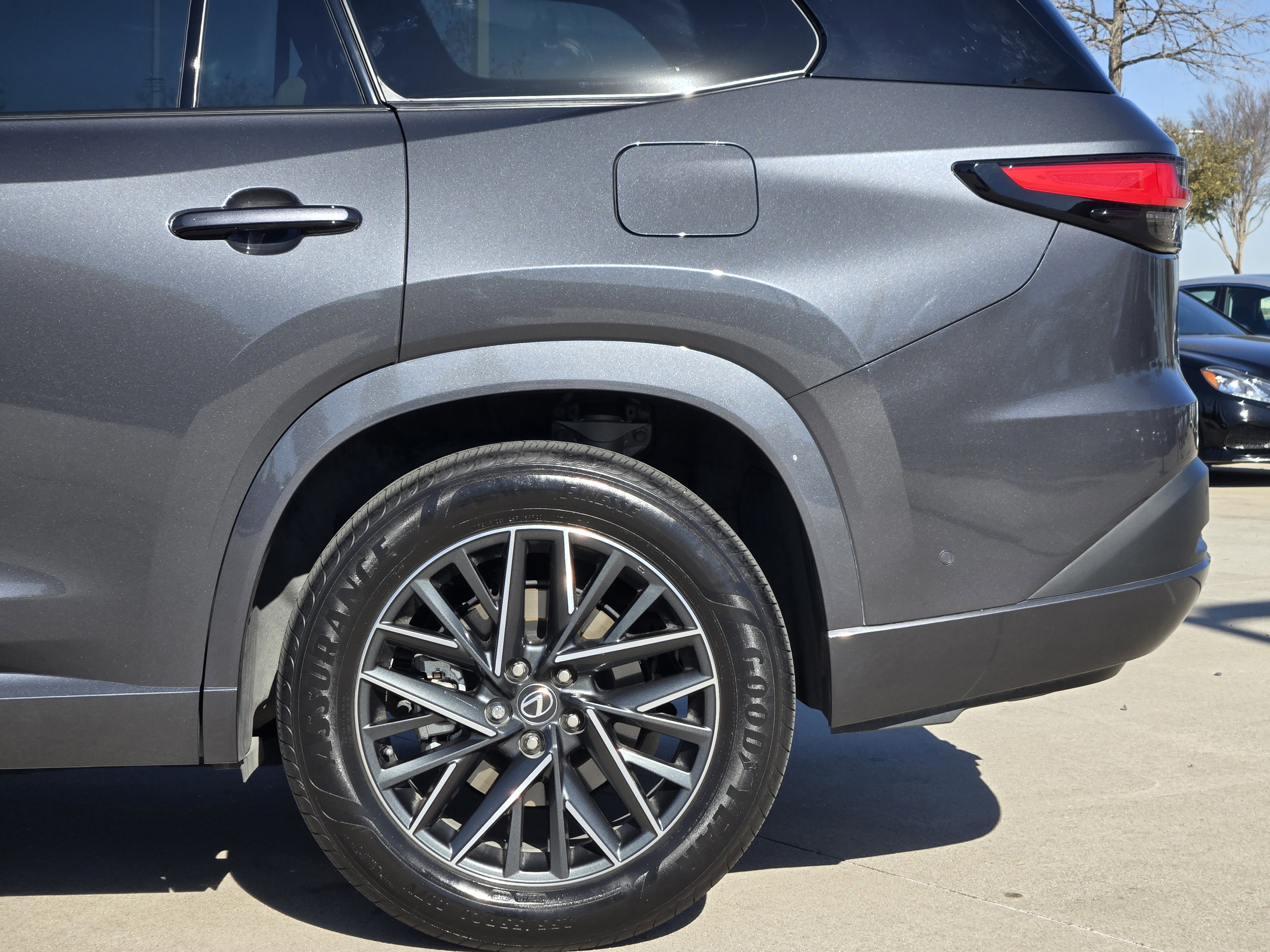 Used 2025 Lexus TX 350 AWD w/ Technology Package image 16