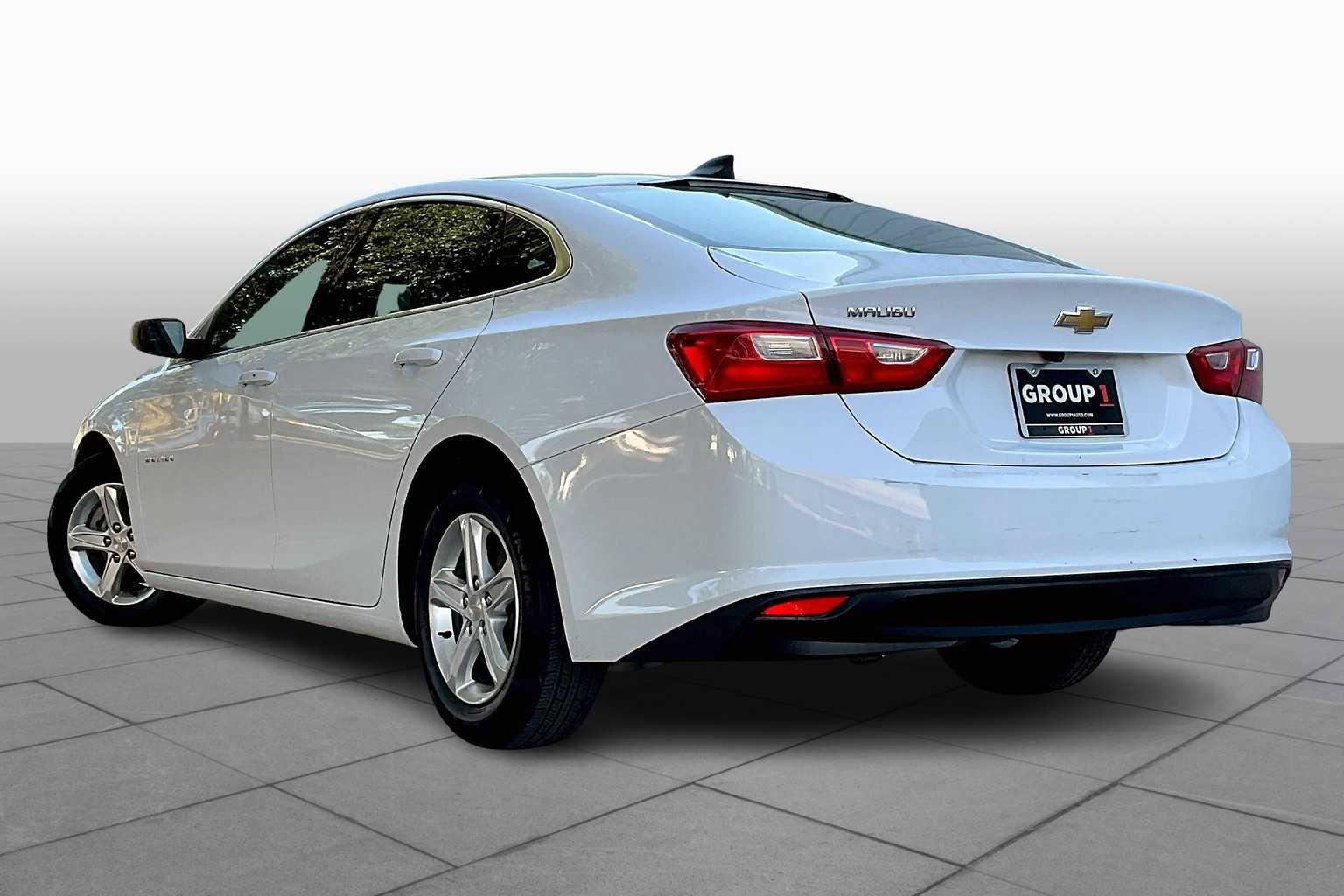 Used 2023 Chevrolet Malibu LS image 10