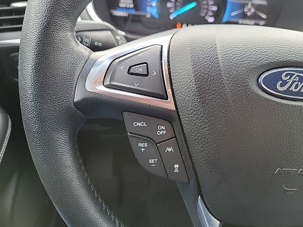 Used 2021 Ford Edge Titanium w/ Equipment Group 301A image 28