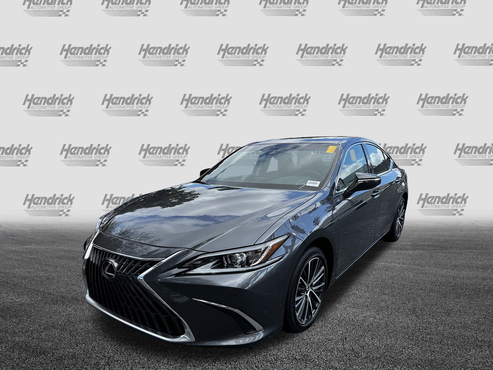 Certified 2025 Lexus ES 350 w/ Premium Package image 5