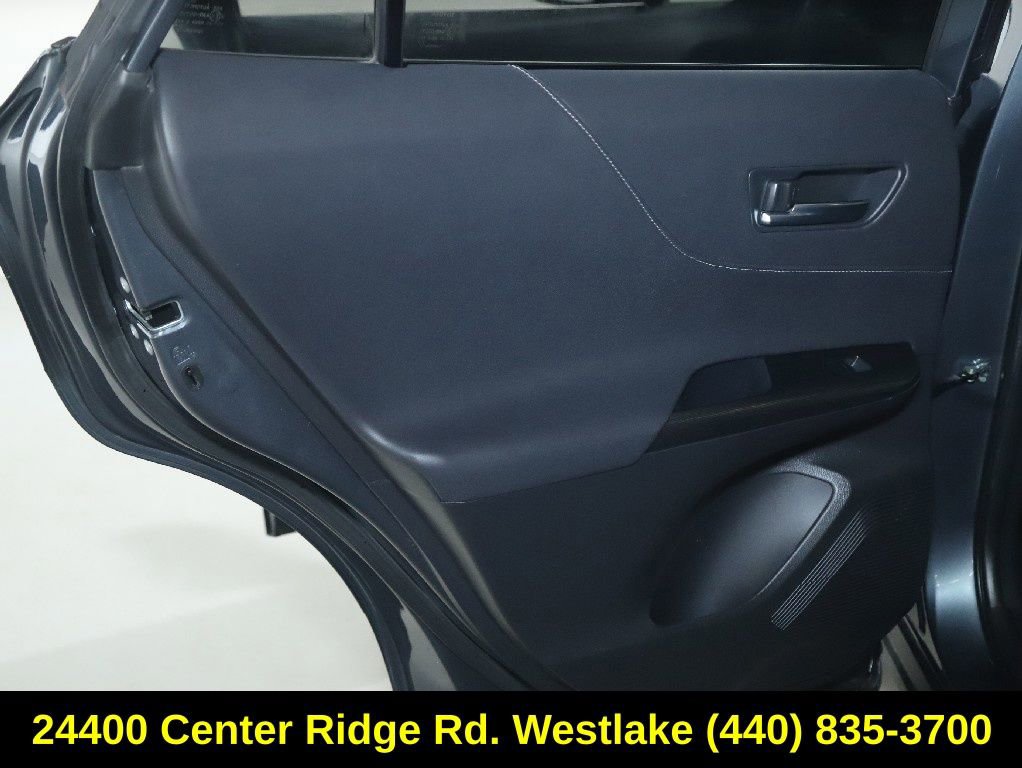 Used 2022 Toyota Venza XLE AWD/4WD image 13