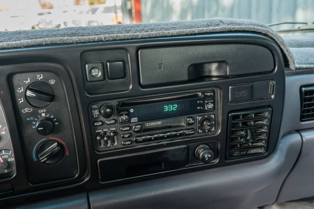 Used 1997 Dodge Ram 3500 Truck 4x4 Club Cab image 26