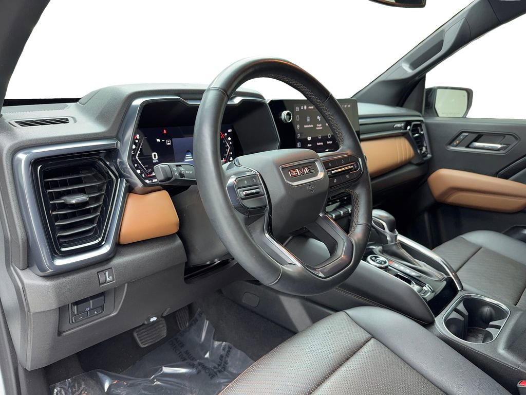 Used 2024 GMC Canyon AT4 w/ AT4 Premium Package image 17